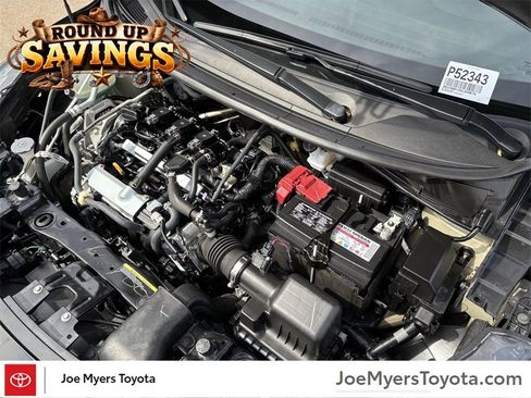 Used 2025 Nissan Versa SV image 30