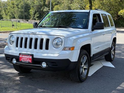 Used 2017 Jeep Patriot High Altitude image 1
