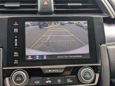Used 2017 Honda Civic Touring image 31