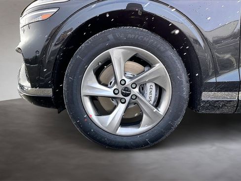 New 2026 Genesis GV70 2.5T Advanced image 12