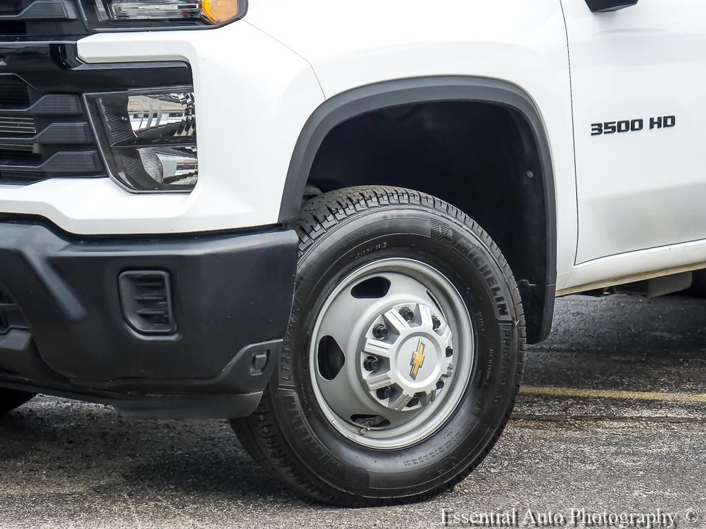 Used 2024 Chevrolet Silverado 3500 W/T AWD/4WD image 5