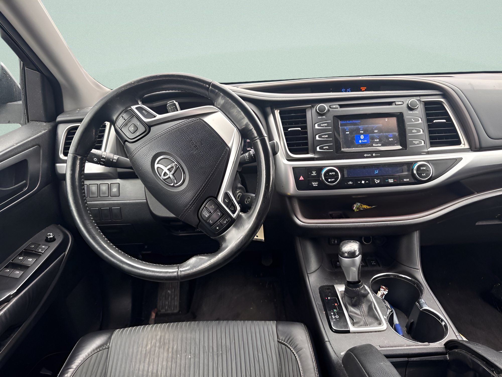 Used 2015 Toyota Highlander Plus AWD/4WD image 16
