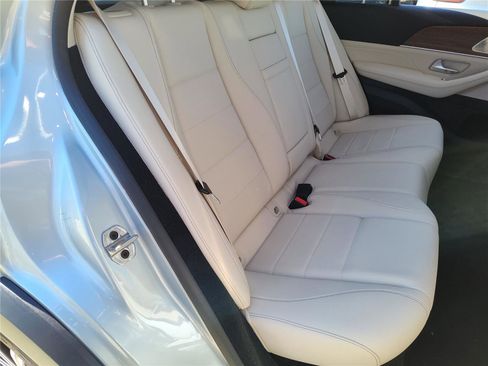 New 2026 Mercedes-Benz GLE 350 4MATIC image 13