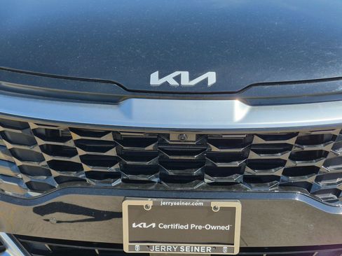 Certified 2025 Kia Sportage SX FWD image 9