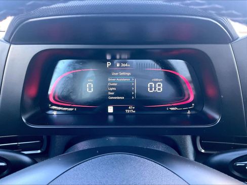 Certified 2025 Hyundai Elantra Sport image 43