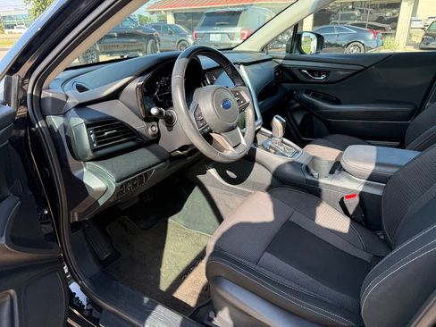 Used 2022 Subaru Outback Premium AWD/4WD image 12