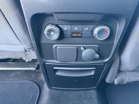 Used 2017 Ford Flex SE FWD image 29