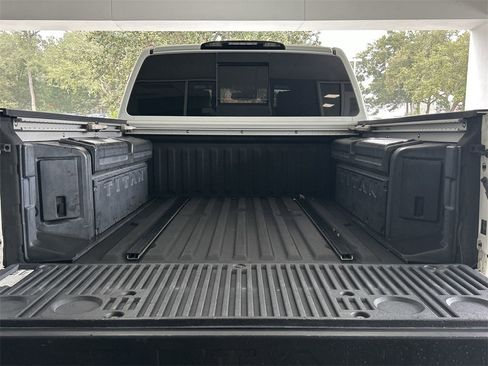 Used 2020 Nissan Titan PRO-4X w/ Pro-4x Convenience Package image 47