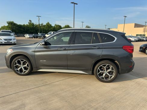 Used 2017 BMW X1 sDrive28i FWD image 9