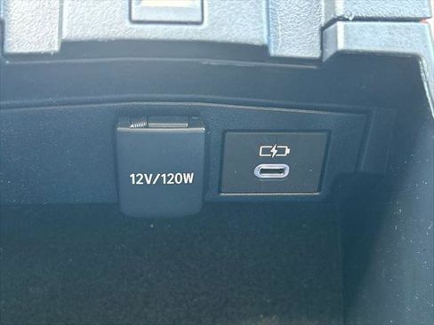 Certified 2025 Toyota Corolla LE FWD image 28