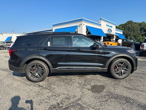 New 2026 Ford Explorer ST w/ Sun And Sound Package AWD/4WD image 2