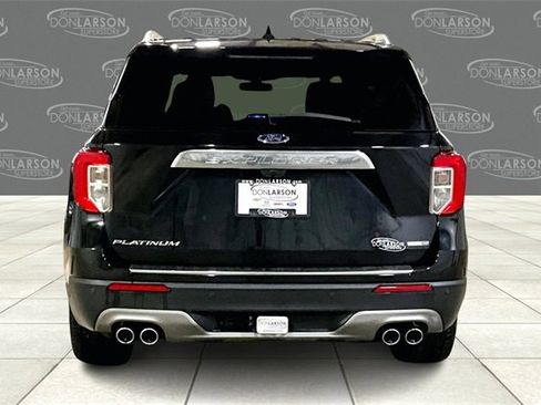 Used 2020 Ford Explorer Platinum w/ Premium Technology Package image 6