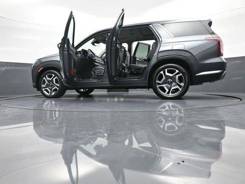 Certified 2025 Hyundai Palisade Limited image 54