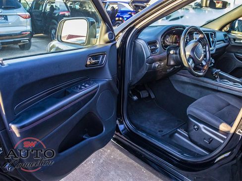 Used 2023 Dodge Durango GT image 16