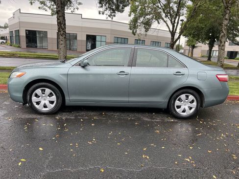 Used 2007 Toyota Camry LE FWD image 4