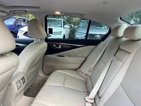 Used 2018 INFINITI Q50 Luxe w/ Cargo Package (L95) RWD image 8