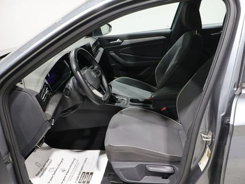 Used 2025 Volkswagen Jetta Sport FWD image 10