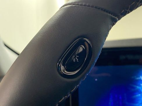 New 2025 Lincoln Aviator AWD w/ Equipment Group 101A image 19