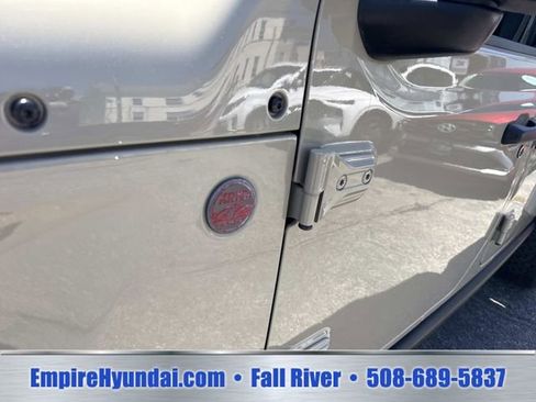 Used 2020 Jeep Gladiator Rubicon AWD/4WD image 10