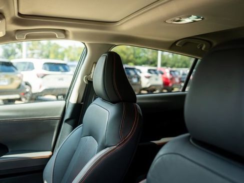 Certified 2024 Subaru Crosstrek 2.5i Limited w/ Crosstrek Mirror Package image 34