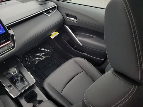 New 2026 Toyota Corolla Cross XLE image 17