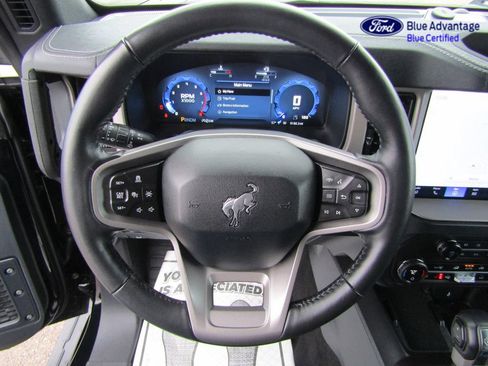 Certified 2025 Ford Bronco Outer Banks AWD/4WD image 14