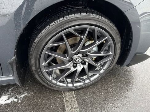 Used 2025 Toyota Camry SE image 11