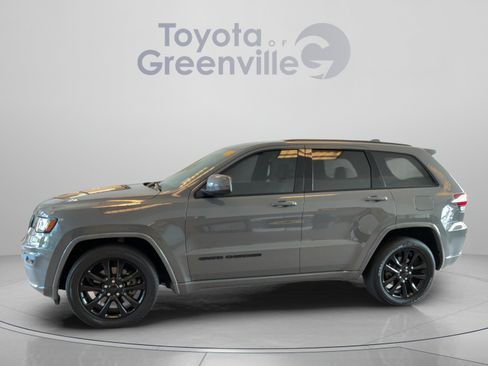 Used 2021 Jeep Grand Cherokee Laredo X RWD image 2
