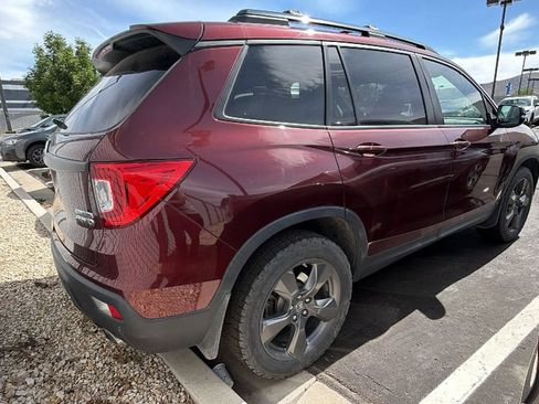 Used 2021 Honda Passport Touring image 2