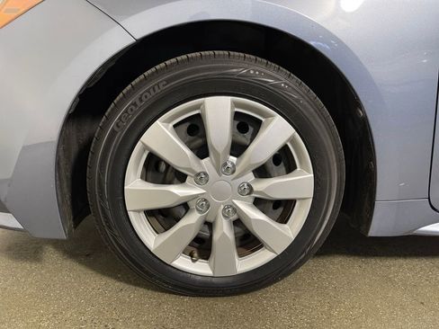 Certified 2022 Toyota Corolla LE image 11