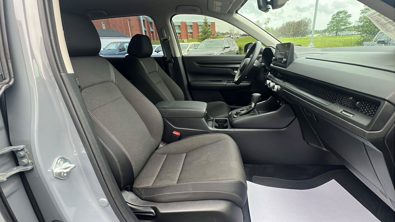 Used 2024 Honda CR-V LX image 13