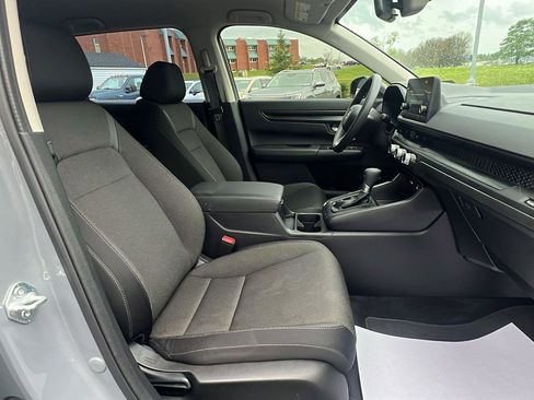 Used 2024 Honda CR-V LX image 13