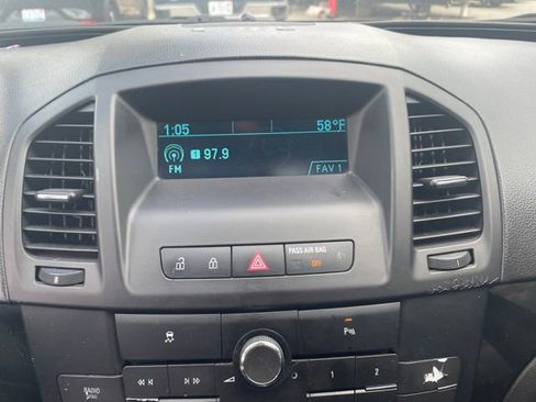 Used 2011 Buick Regal CXL w/ RL5 Preferred Equipment Group FWD image 17