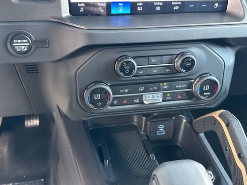 New 2025 Ford Bronco Badlands image 29