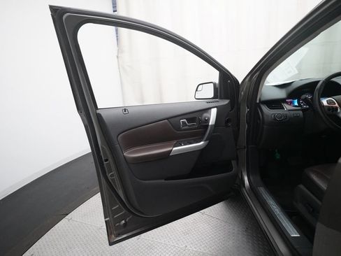 Used 2013 Ford Edge Limited AWD/4WD image 28