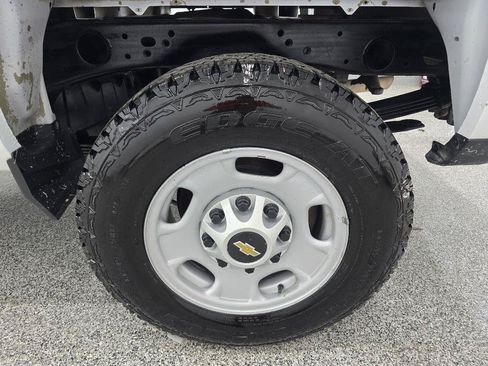 Used 2019 Chevrolet Silverado 2500 W/T w/ WT Convenience Package RWD image 28