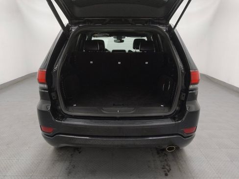 Used 2019 Jeep Grand Cherokee Altitude image 29