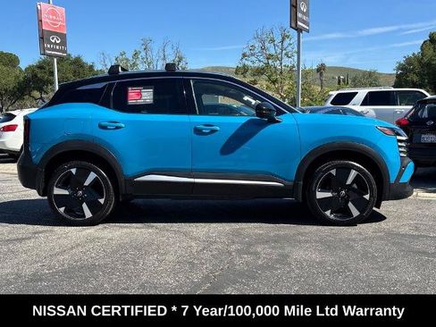 Certified 2025 Nissan Kicks SR FWD image 3