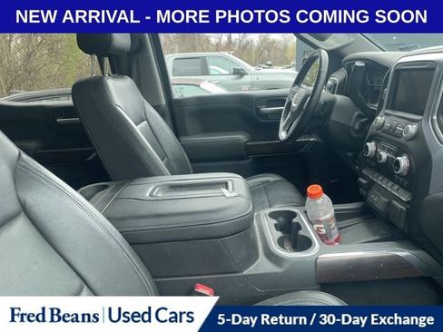 Used 2019 GMC Sierra 1500 SLT w/ SLT Premium Package image 9