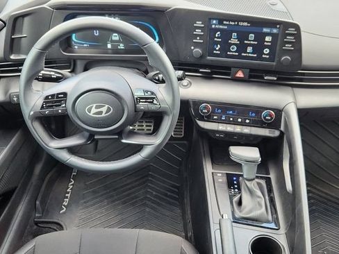Used 2026 Hyundai Elantra Sport FWD image 27