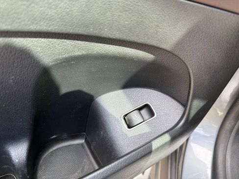 Used 2021 Mercedes-Benz GLE 350 4MATIC image 33