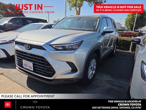 Certified 2026 Toyota Grand Highlander FWD image 2