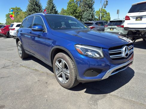 Used 2018 Mercedes-Benz GLC 300 4MATIC image 8