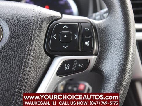 Used 2019 Toyota Highlander AWD V6 image 28
