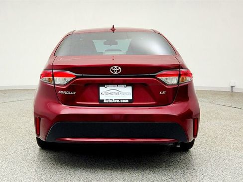 Used 2022 Toyota Corolla LE FWD image 6
