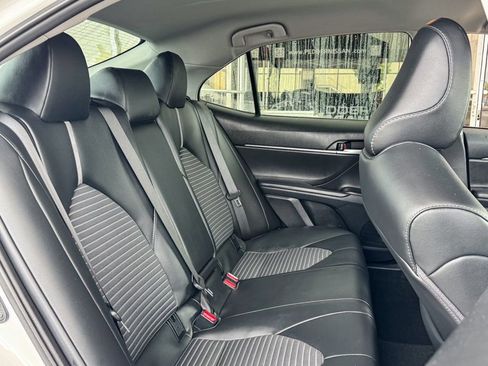 Used 2023 Toyota Camry SE image 21
