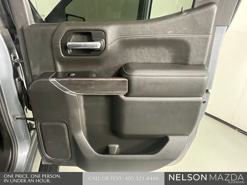 Used 2019 Chevrolet Silverado 1500 LTZ w/ LTZ Premium Package AWD/4WD image 23