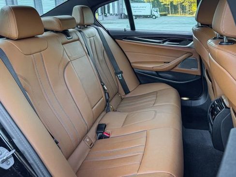Used 2023 BMW 540i xDrive w/ M Sport Package AWD/4WD image 37