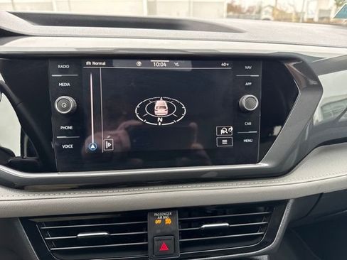 Certified 2023 Volkswagen Taos SEL image 27