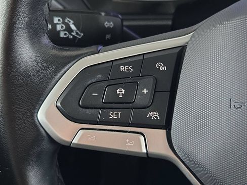Used 2023 Volkswagen Jetta SE FWD image 13